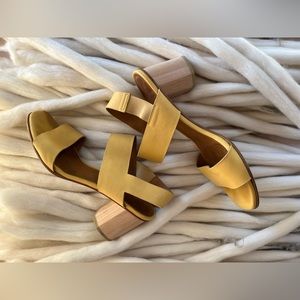 Coclico wooden heels yellow size 10 leather